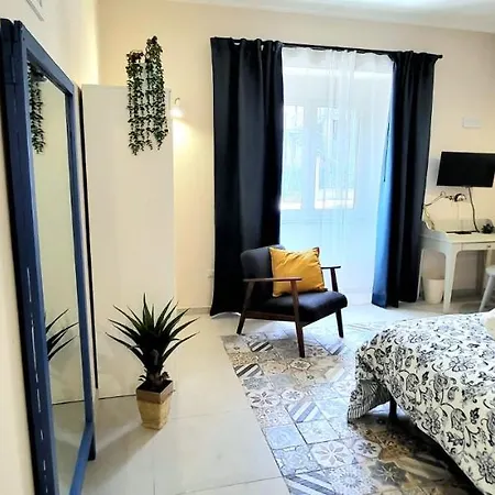 Luvì 3* Vibo Valentia