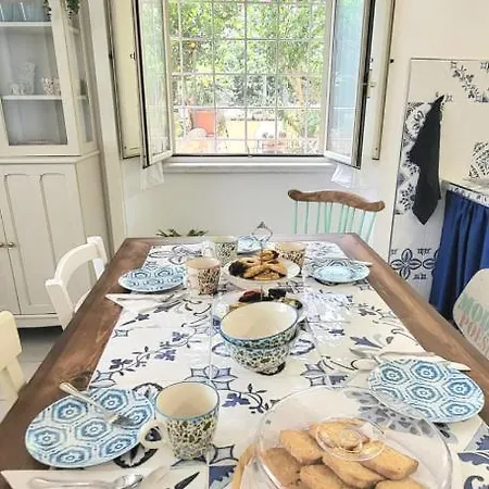 Luvi Bed & Breakfast *